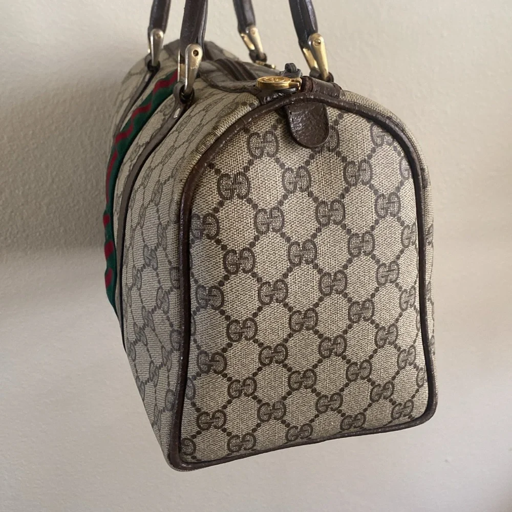 Authentic Gucci Boston Handbag with Cherryline - Picture 14 of 16
